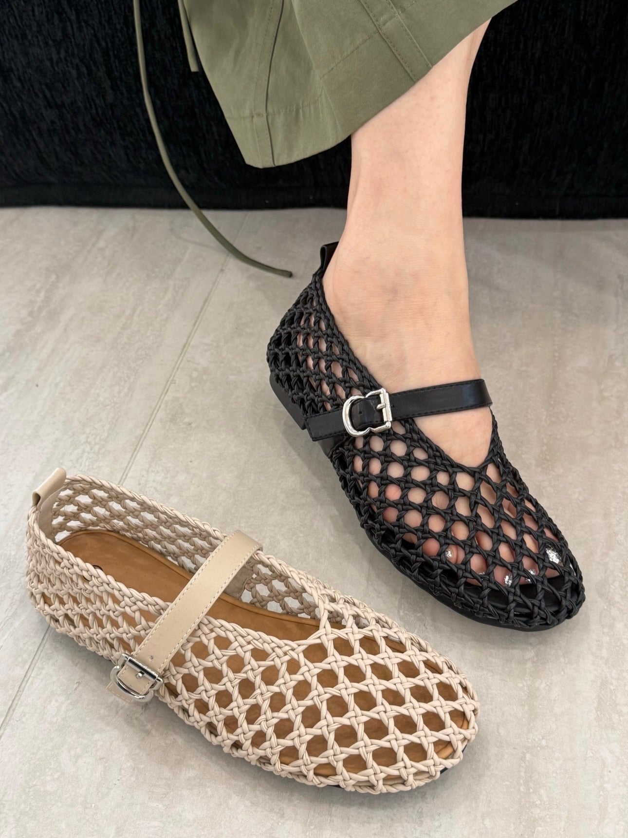 SOERA Bianca Woven Hollow Flat Sandals - Shoes - Black 39
