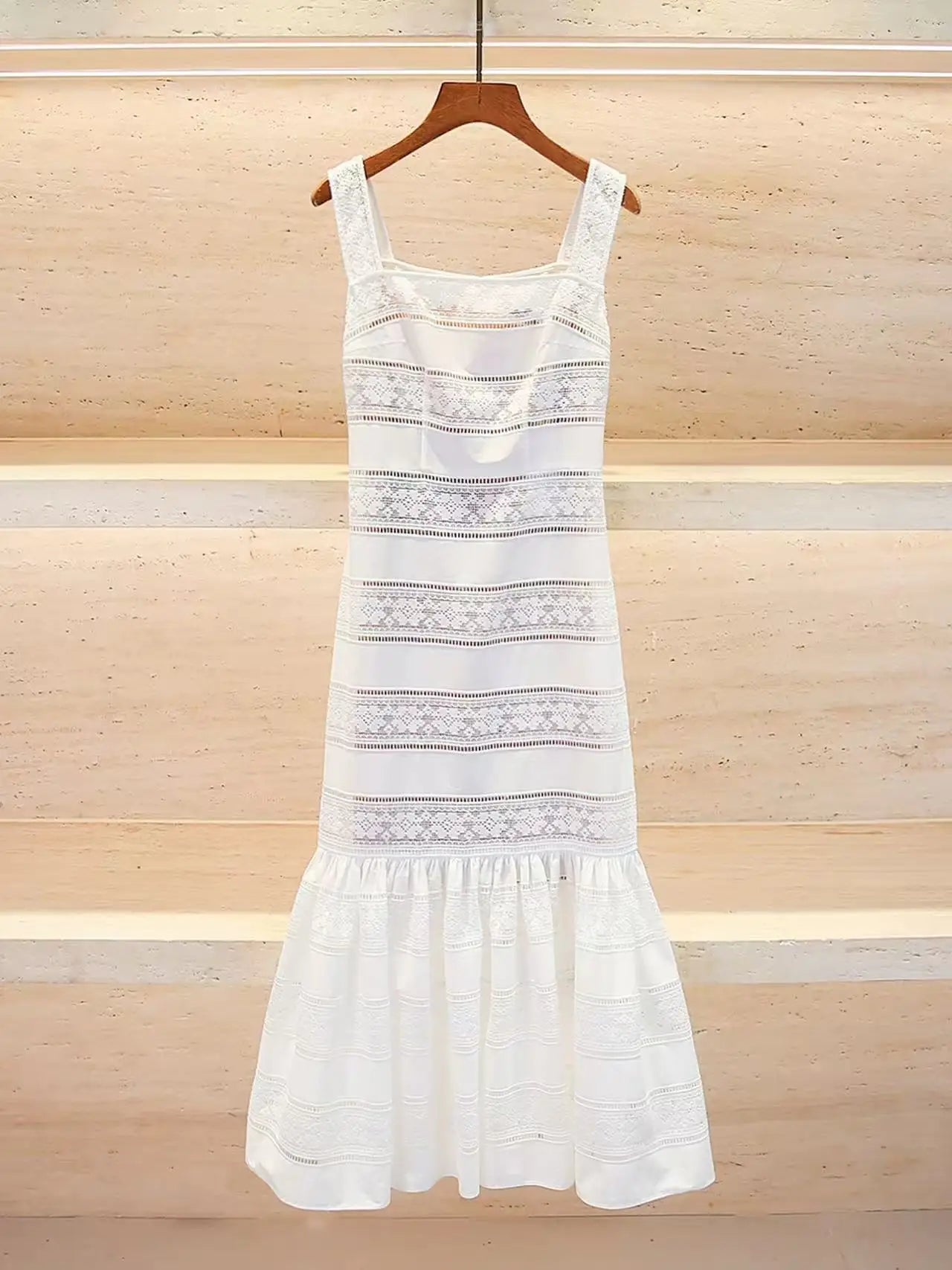 SOERA Celeste Embroidered Lace Fishtail Dress - Dress -  XS