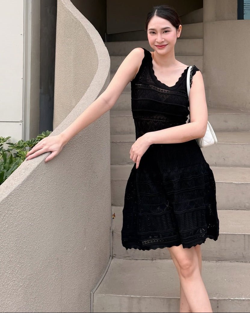 SOERA Celeste Hollow - Out Knitted Midi Dress - Dress -  Black S