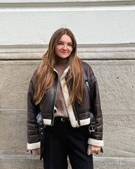 エローラ フェイクレザージャケット