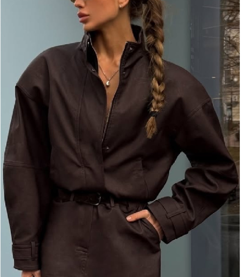 Lara Wildleder Cropped Mantel & Minirock Set